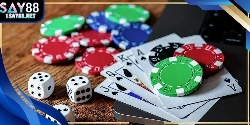 Bảng xếp hạng Luật poker giúp nhận diện sức mạnh từng tay bài.